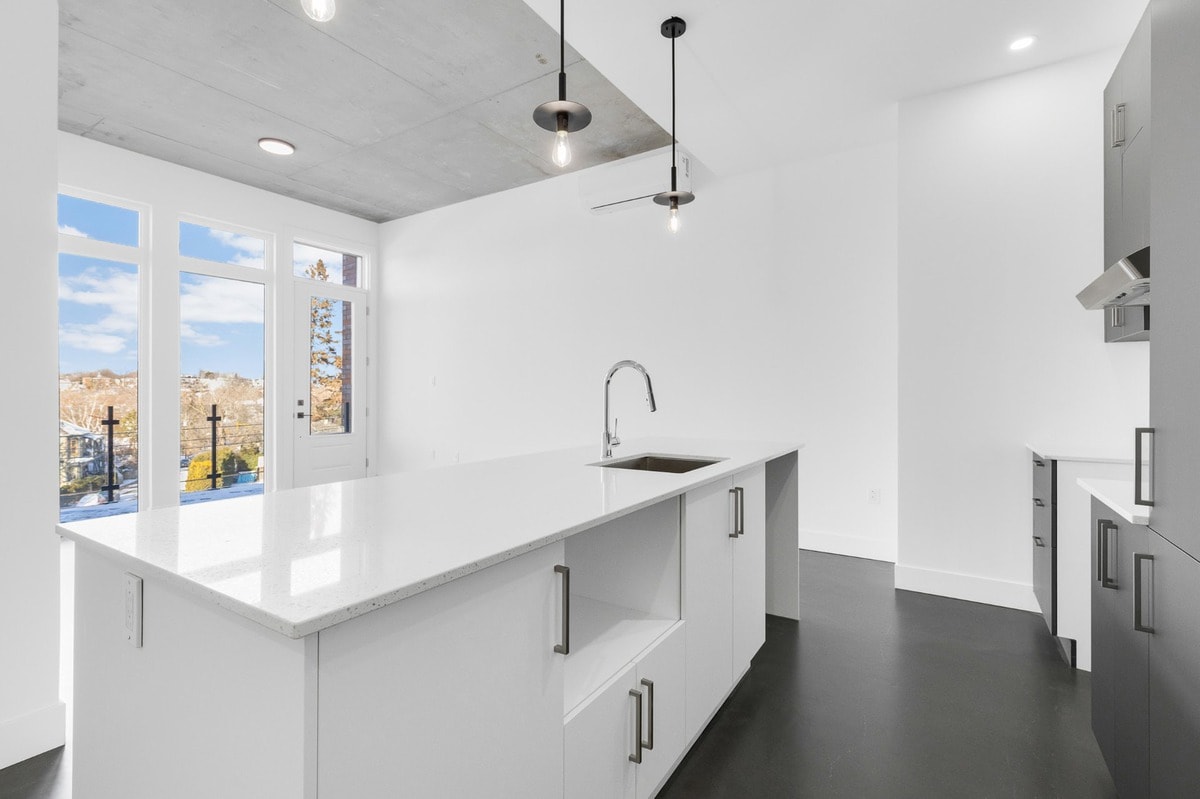 4750 Boul. Gouin Est - Image 4